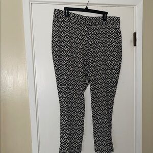 7th Avenue New York & Company Suiting Collection Cropped Pants NWT